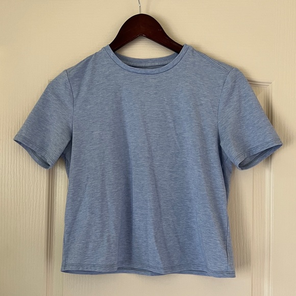 Outdoor Voices Tops - Outdoor Voices tee